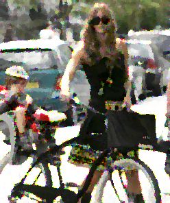 belle femme en velo electrique - le velo electrique a la cote - miss en vélo electrique - une jolie femme qui fait du vélo électrique - elle est heureuse en vélo électrique - rester belle en vélo électrique - devenir belle en faisant du vélo électrique - être belle en vélo électrique - http://susty.com